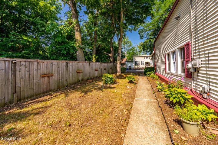 522 1st Avenue, Troy, NY, photo 5