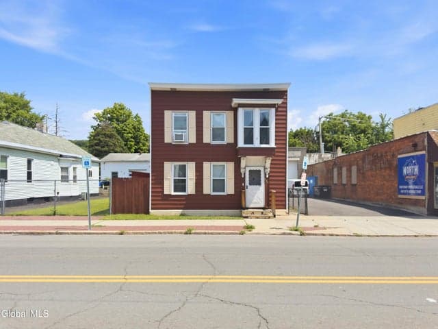 454 5th Avenue, Troy, NY, photo 2