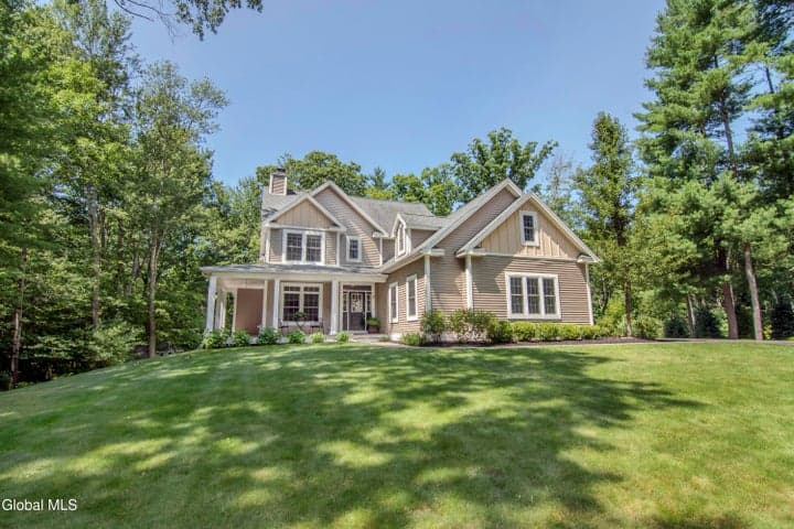 3 Iris Drive, Saratoga Springs, NY, photo 1