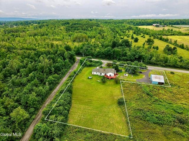 1912 Thompsons Lake Road, Altamont, NY, photo 1
