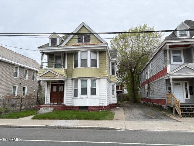 1723 Broadway, Schenectady, NY