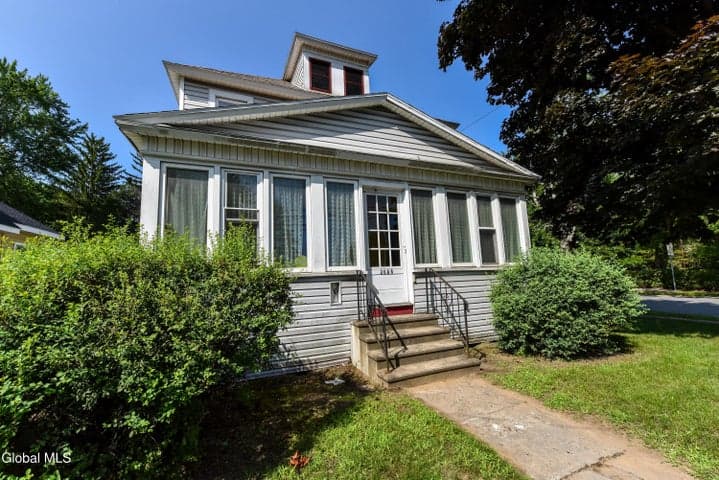 3058 Albany Street, Schenectady, NY, photo 3