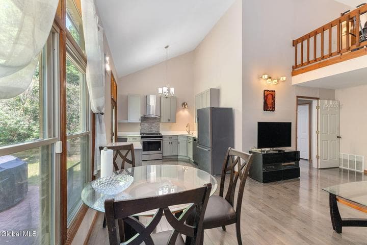 214 Walnut Lane, Slingerlands, NY, photo 4