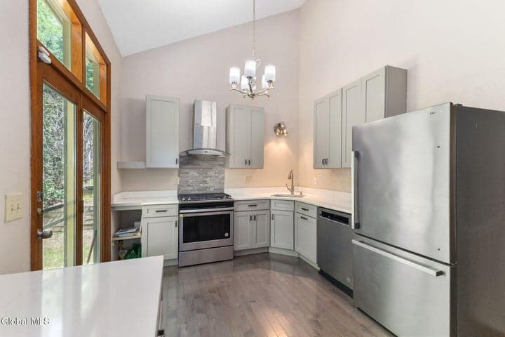 214 Walnut Lane, Slingerlands, NY, photo 5