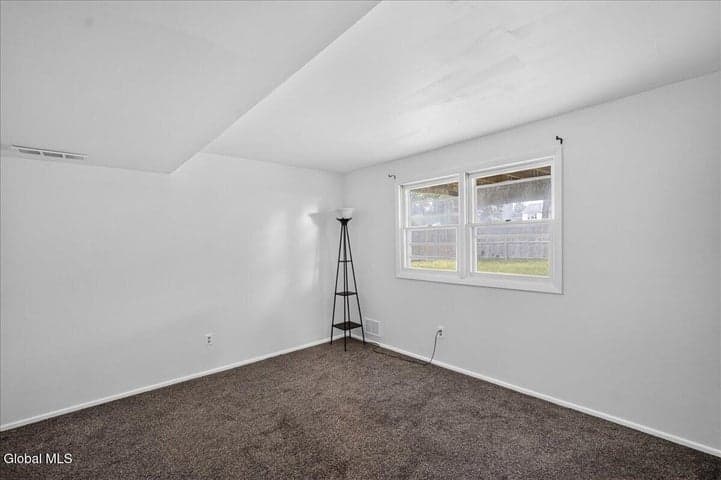 9 Long Avenue, Latham, NY, photo 5