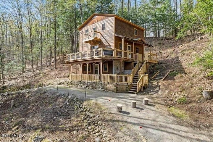 1487 River Road, Thurman, NY