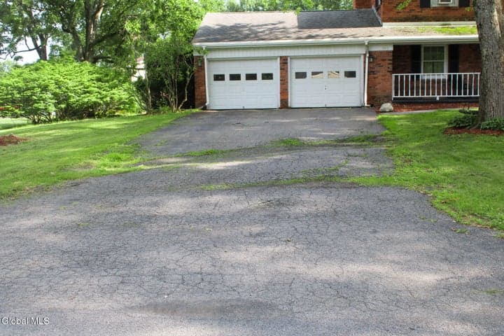 1015 Cheyenne Road, Glenville, NY, photo 3
