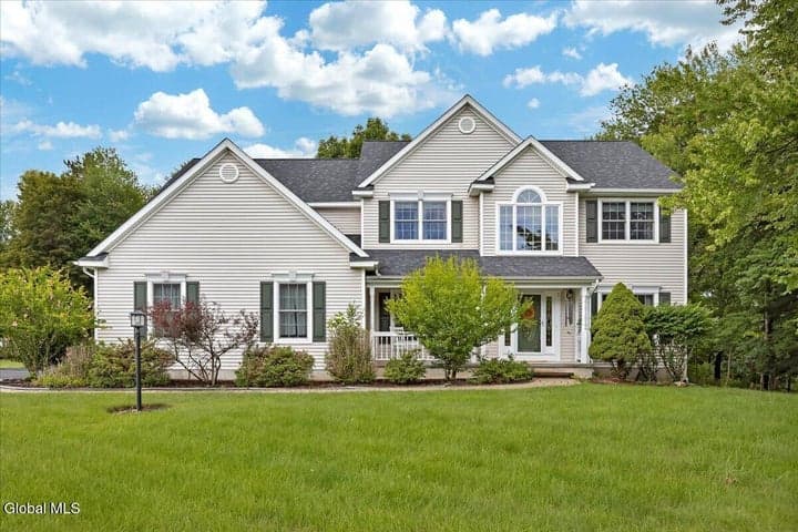 2 Brookhaven Lane, East Greenbush, NY, photo 1