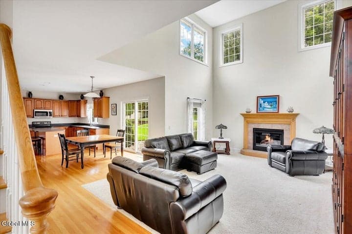 2 Brookhaven Lane, East Greenbush, NY, photo 3