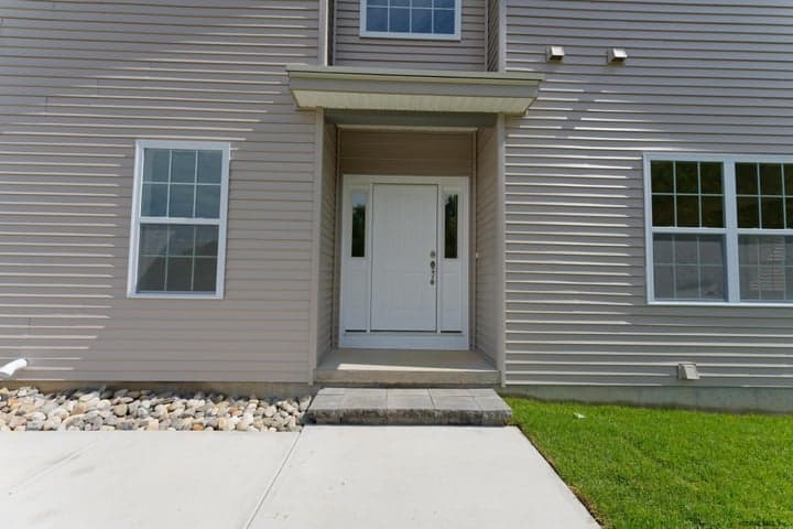 1F Brison Avenue, North Greenbush, NY, photo 3