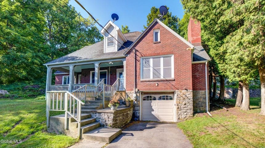 45 Rock Street, Canajoharie, NY, photo 2