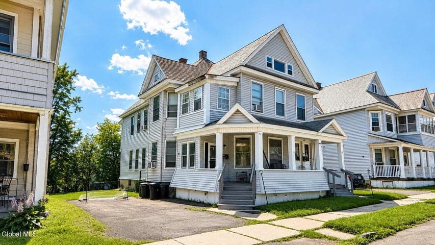 42 Lincoln Avenue, Amsterdam, NY