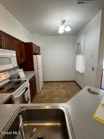 4004 S Foxwood Drive #S, Clifton Park, NY, photo 5
