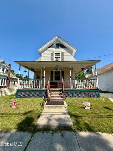 11 Irving Avenue, Granville, NY, photo 2