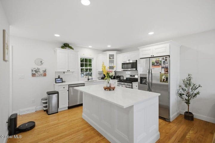 3 Clark Avenue, Troy, NY, photo 4