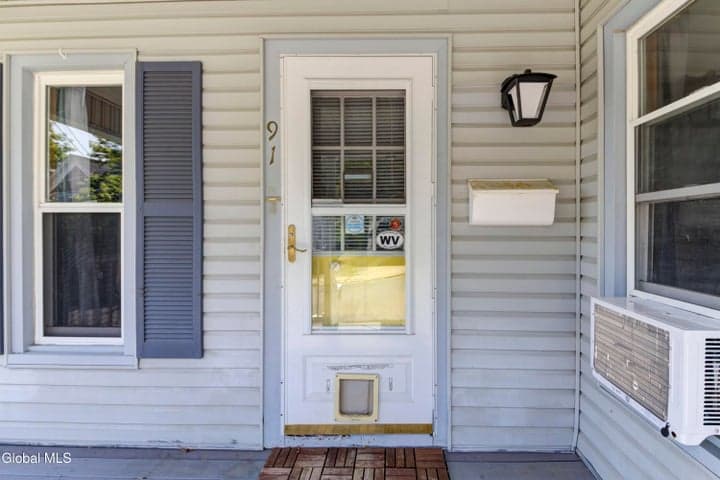 91 Forest Street, Gloversville, NY, photo 4