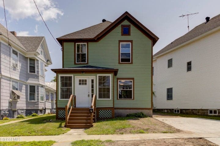 54 Union Street, Gloversville, NY, photo 2