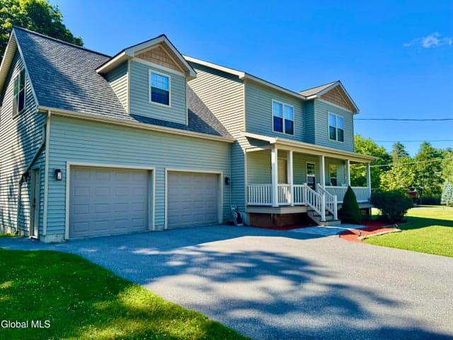 6 Euclid Avenue, Ballston, NY, photo 1