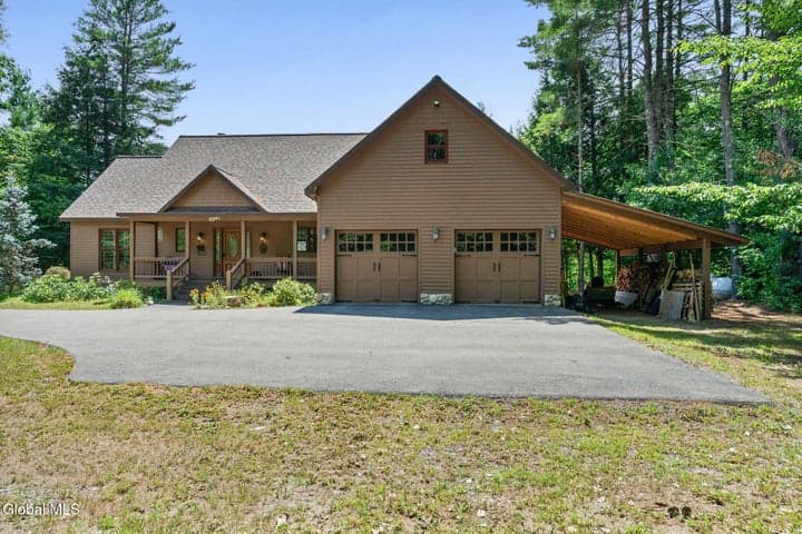 137 N Bennett Road, Hope, NY, photo 2