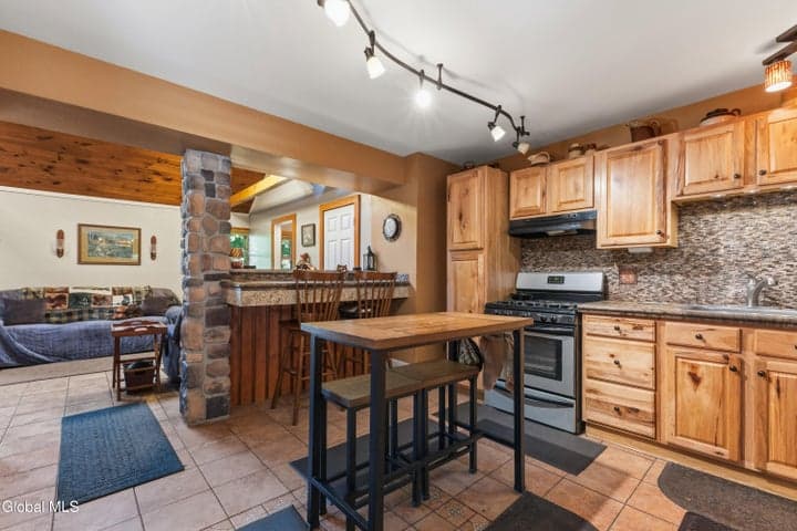 1 Shovahs Way, Fort Ann, NY, photo 2