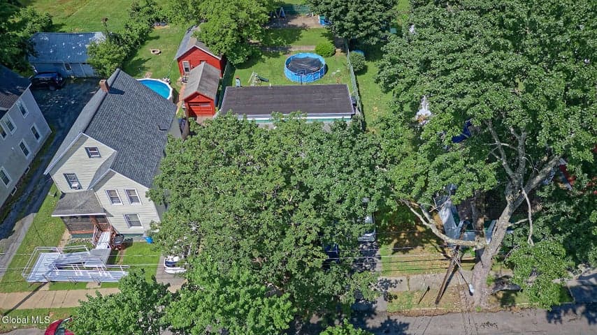27 Lexington Avenue, Gloversville, NY, photo 3