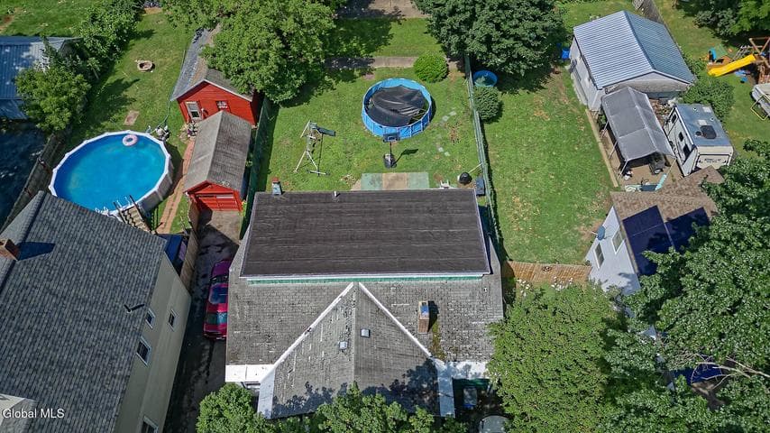 27 Lexington Avenue, Gloversville, NY, photo 4