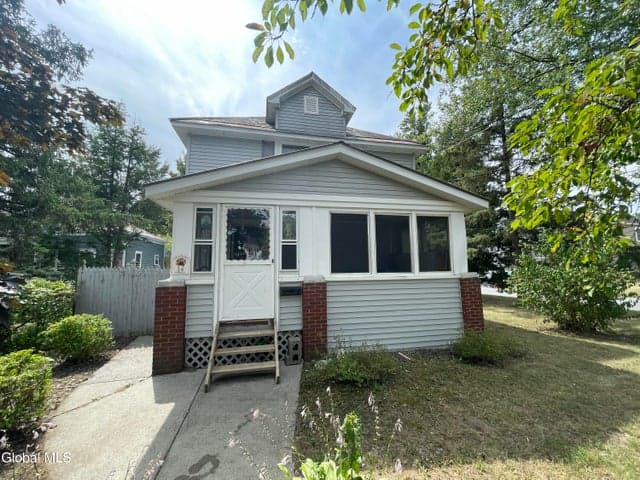 14 Ferry Boulevard, South Glens Falls, NY