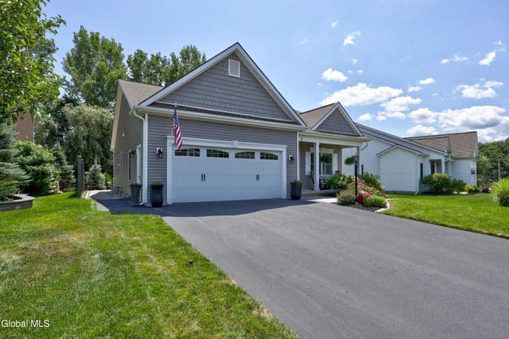 7 Woodlake Drive, Stillwater, NY, photo 3