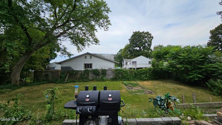 36 Peck Avenue, Glens Falls, NY, photo 5