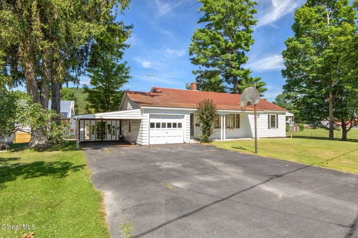 25 E Quaker Street, Granville, NY, photo 2