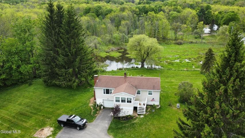 693 NY-10, Jefferson, NY, photo 2