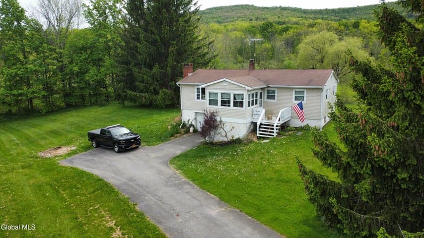 693 NY-10, Jefferson, NY