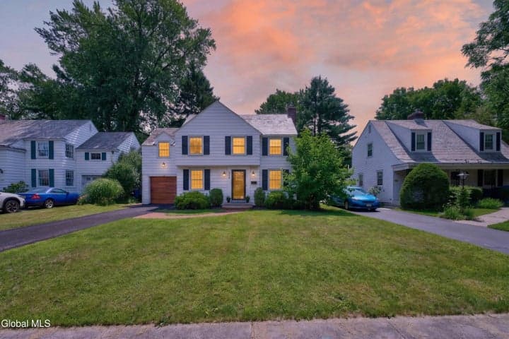 209 Colonial Avenue, Albany, NY, photo 2