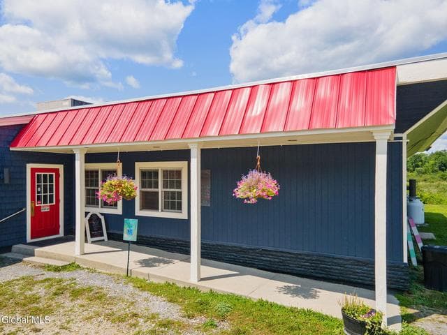 5527-5531 State Route 7, Hoosick Falls, NY, photo 4