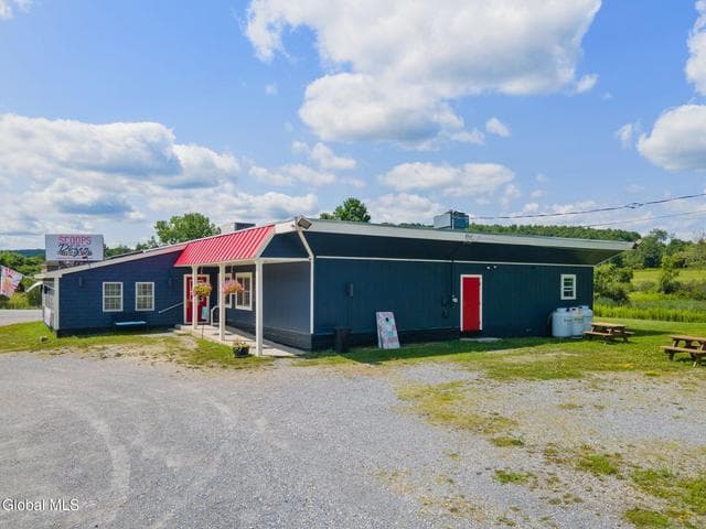5527-5531 State Route 7, Hoosick Falls, NY, photo 3