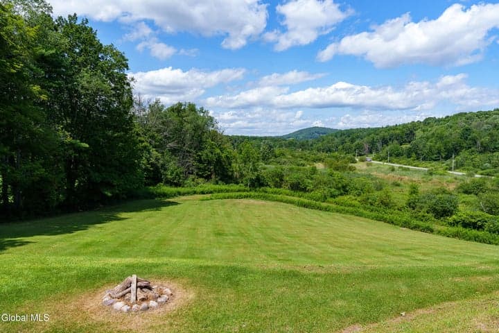 44 Martindale Way, Cambridge, NY, photo 4