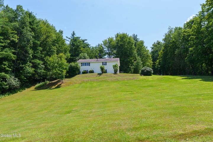 44 Martindale Way, Cambridge, NY, photo 3