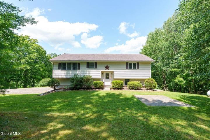 44 Martindale Way, Cambridge, NY, photo 5