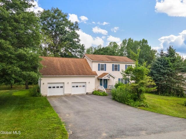 121 Lemont Avenue, Corinth, NY, photo 1