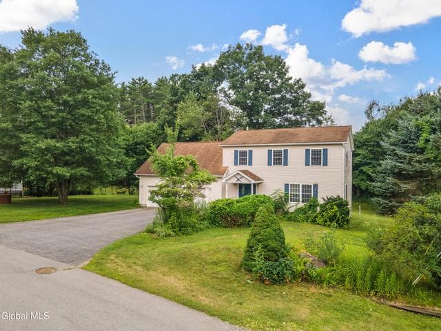 121 Lemont Avenue, Corinth, NY, photo 4