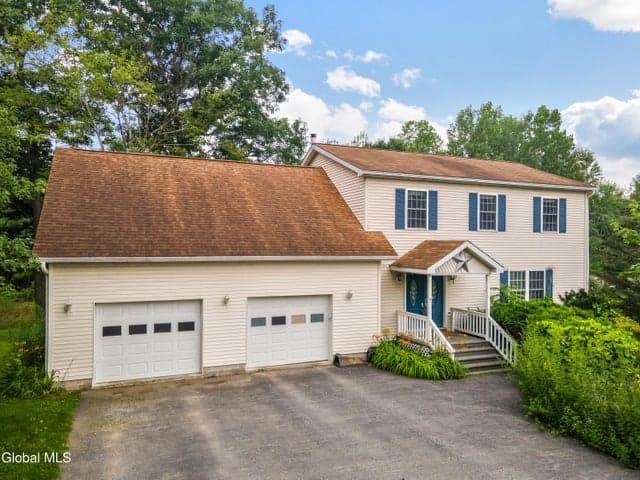 121 Lemont Avenue, Corinth, NY, photo 5