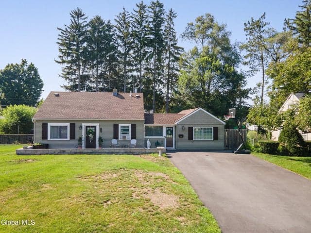 1080 Alheim Drive, Rotterdam, NY