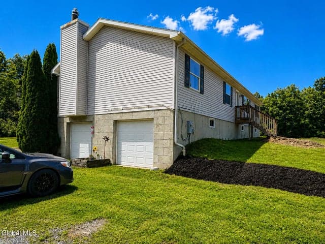 1225 Goldfoot Road, Glenville, NY, photo 3