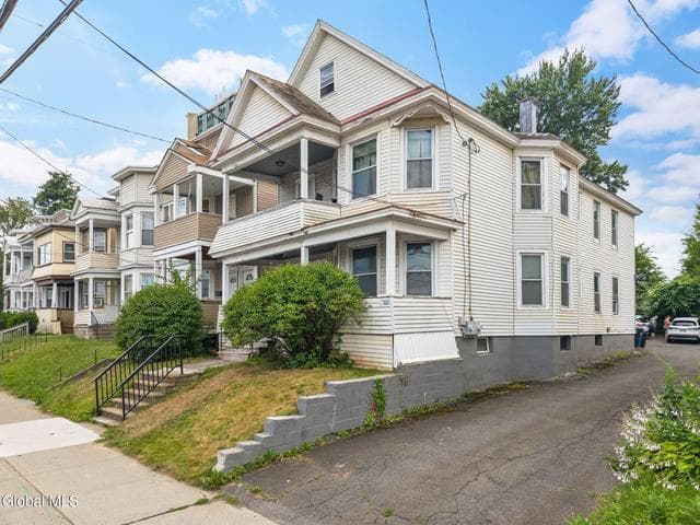 698 Central Avenue, Albany, NY, photo 2