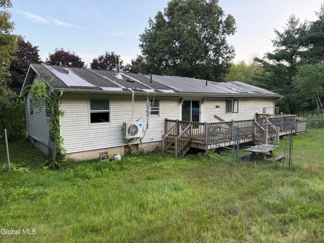 5 Mohican Way, Valley Falls, NY, photo 4