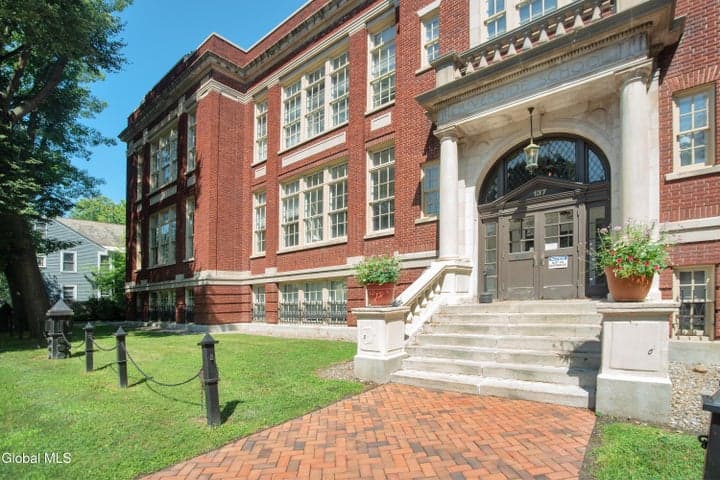 137 Front Street #APT 203, Schenectady, NY, photo 1
