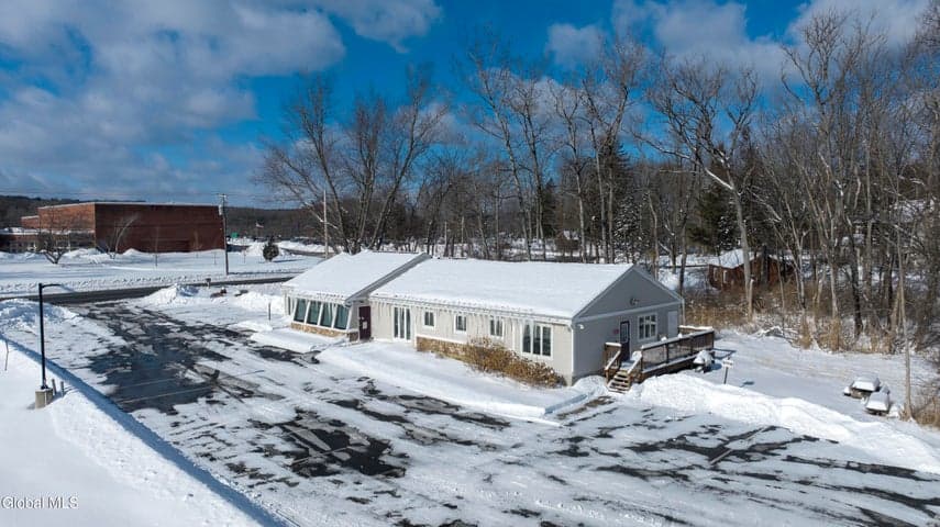 5344 Sacandaga Road, Galway, NY