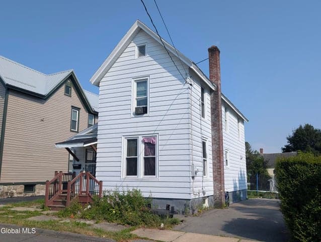 4 Oak Street, Johnstown, NY, photo 2