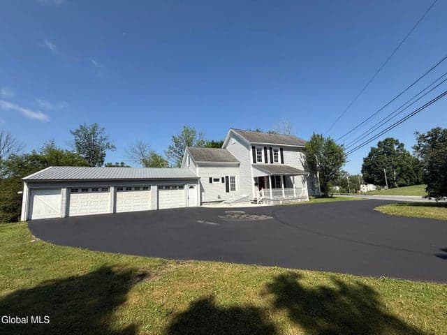 1 Cambridge Road, Greenwich, NY, photo 3