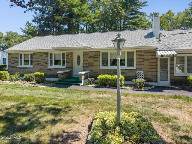 1984 Van Antwerp Road, Niskayuna, NY, photo 5